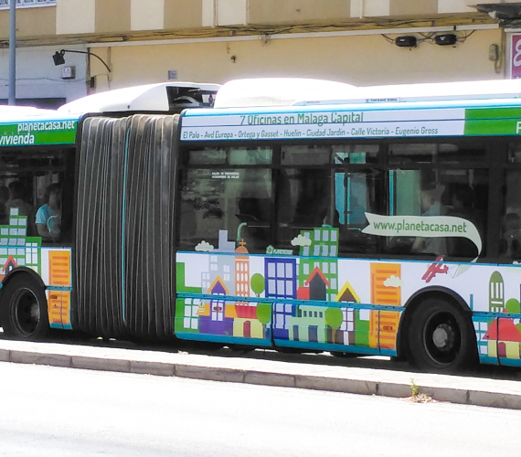 Autobus planetacasa inmobiliaria malaga Linea 15